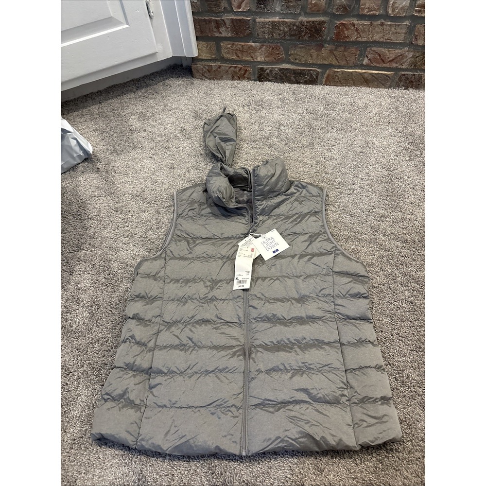 NEW Uniqlo Ultra Light Down Vest Bag XL Gray Running Packable Hiking Backpacking